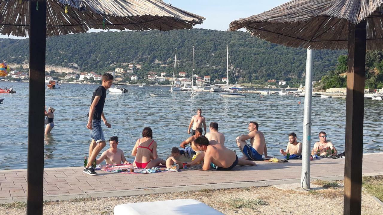 Apartmani Premijer-Rab Supetarska Draga Exterior foto